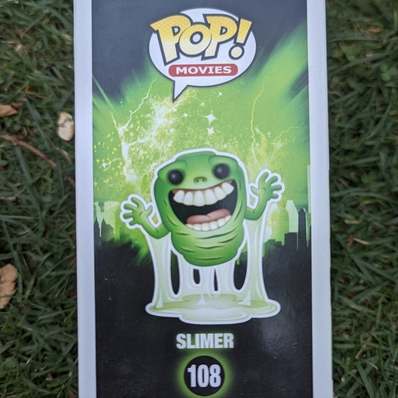 Ghostbusters Gift Set EXCLUSIVE NEW MINT with Slimer Funko Pop and Ghost T-Shirt - Picture 9 of 10